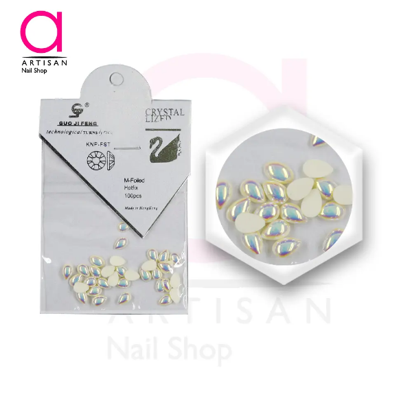 تصویر  دیزاین نگین درشت سواروسکی ناخن کد 2