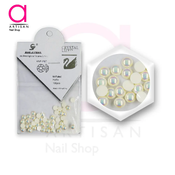 تصویر  دیزاین نگین درشت سواروسکی ناخن کد 4