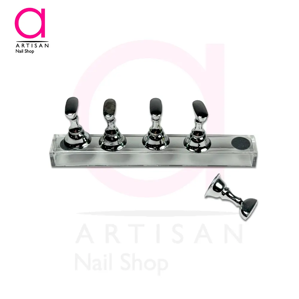 تصویر  پایه طراحی ناخن مدل پک صورتی