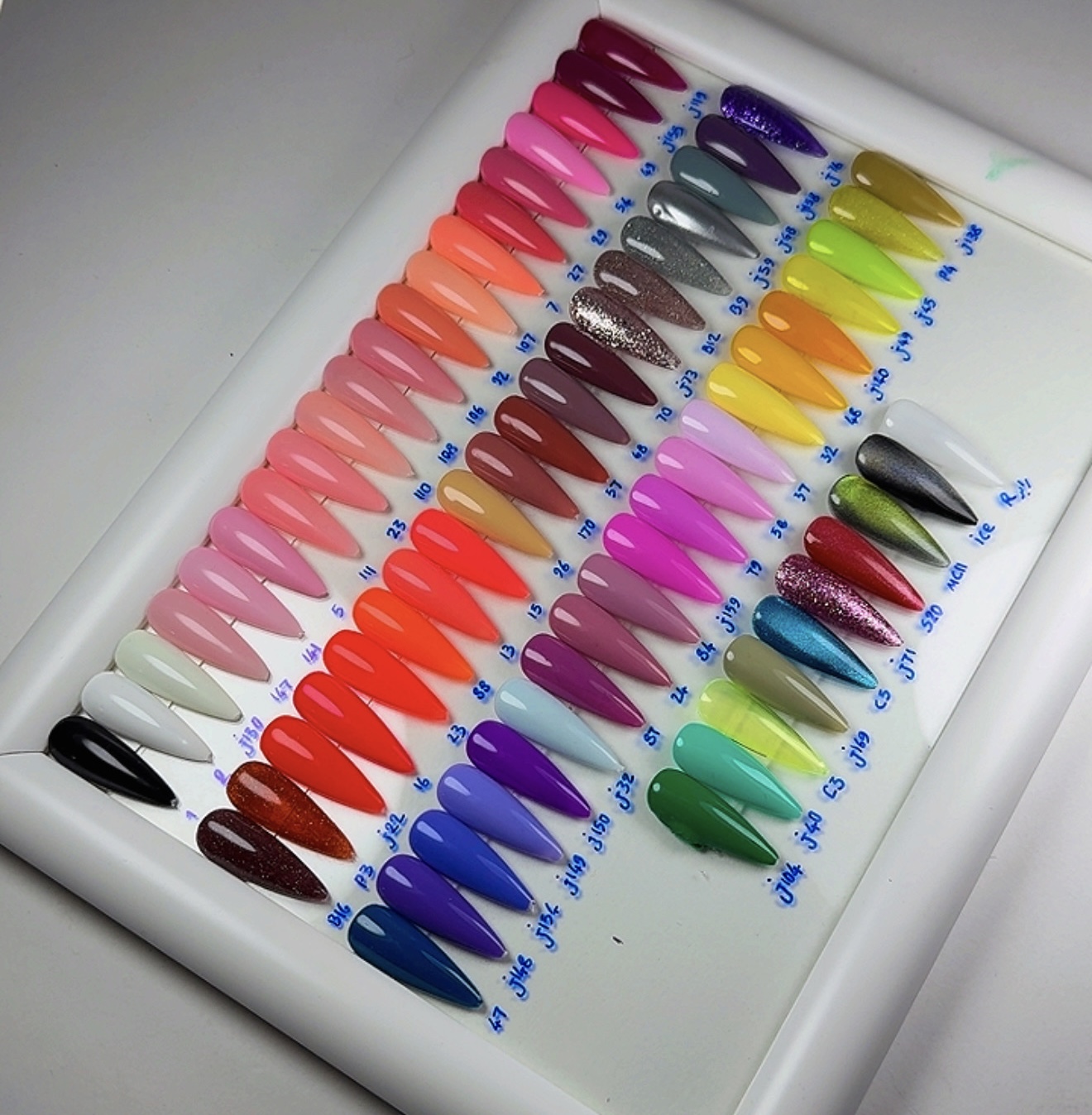 تصویر  پک میکس ۷۰ تایی میکس + به همراه کالیته در تصویر کد Mj12