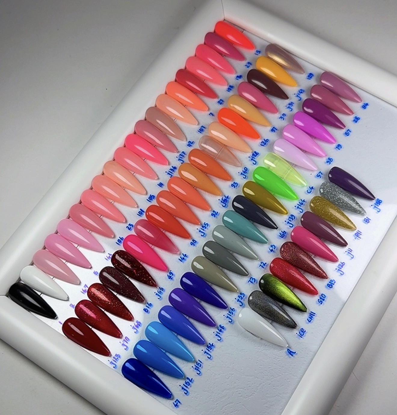 تصویر  پک میکس ۷۰ تایی میکس + به همراه کالیته در تصویر کد Mj13