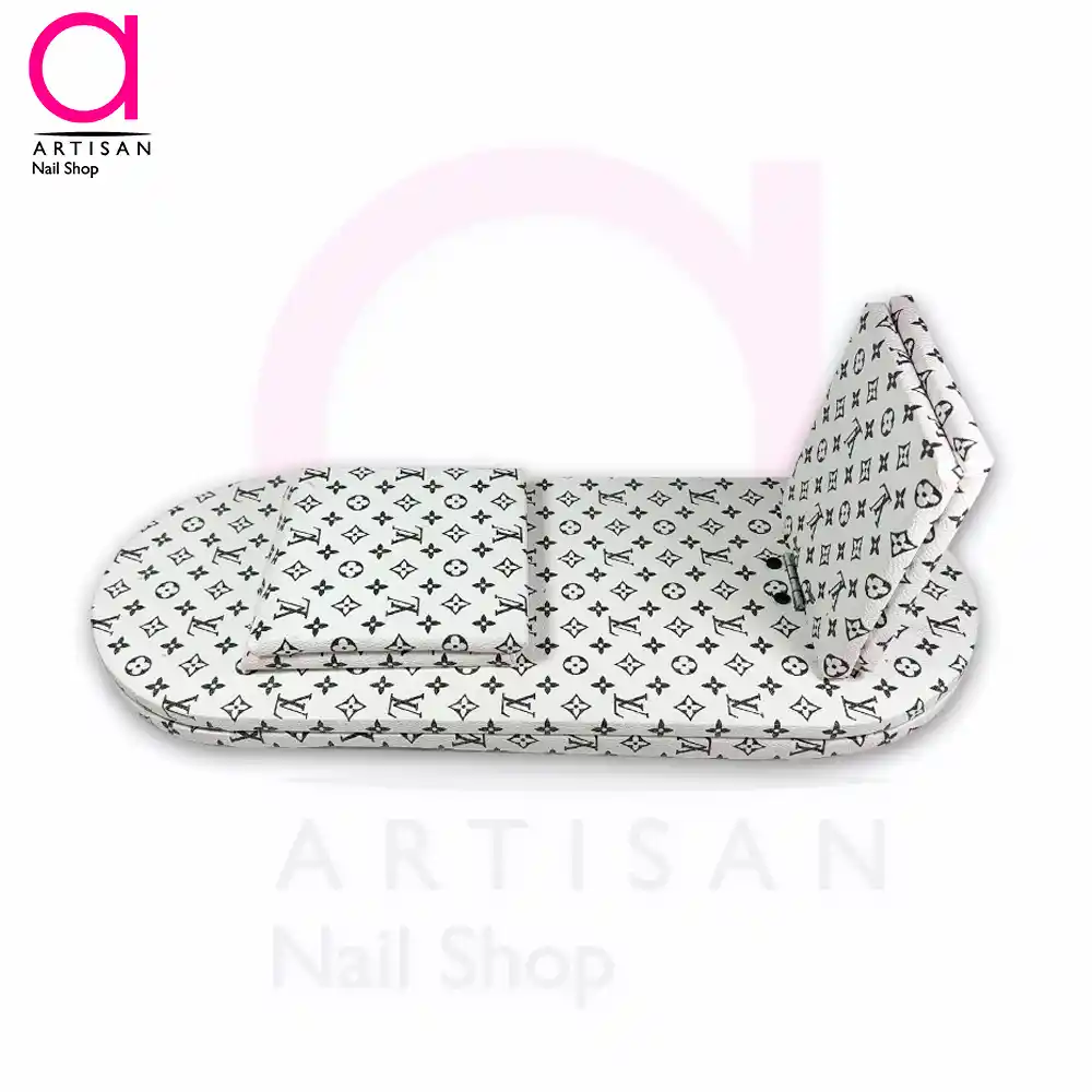 تصویر  میز زیردستی روسی ناخنکار پایه تاشو