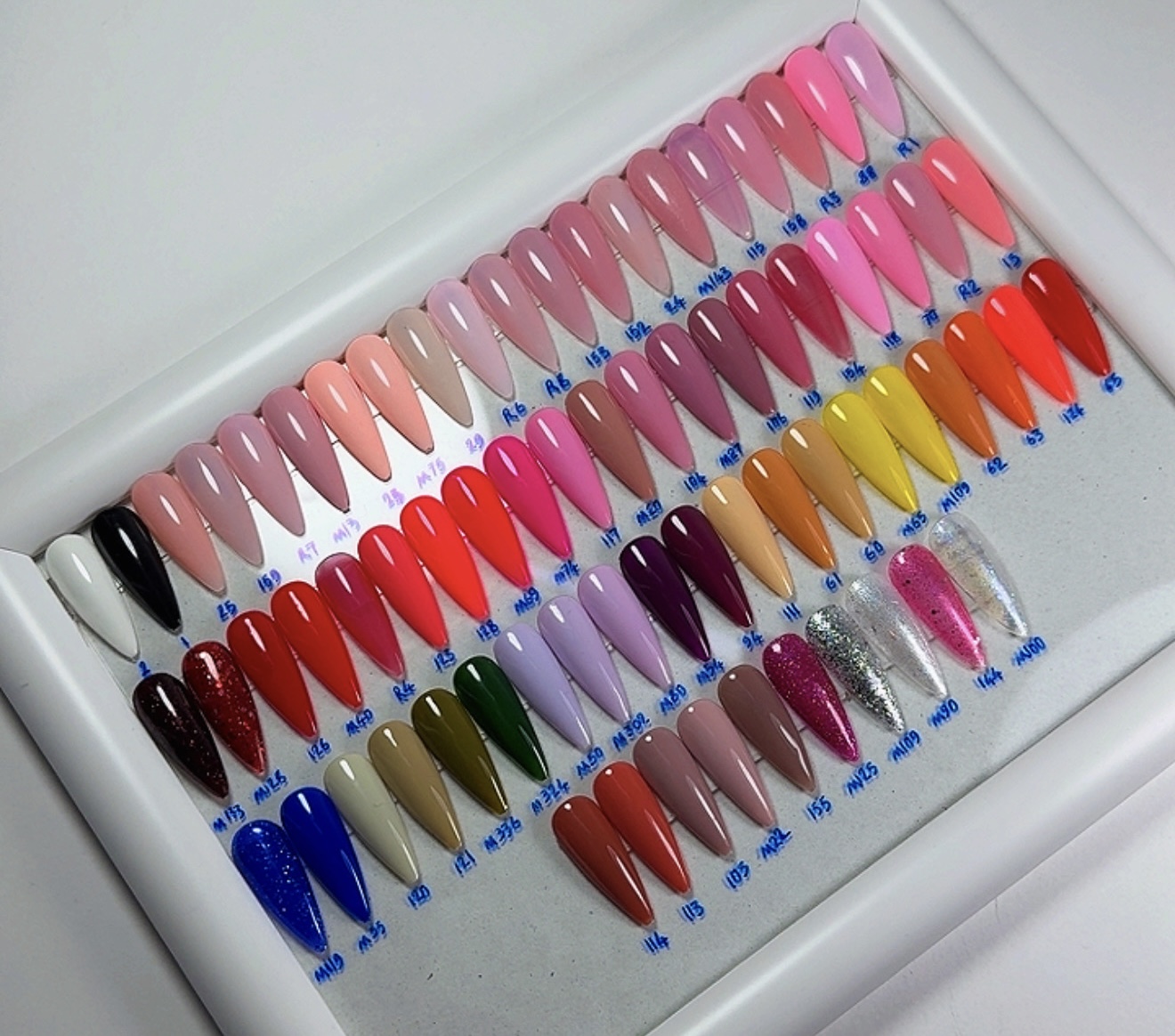 تصویر  پک میکس ۷۰ تایی میکس + به همراه کالیته در تصویر کد Mg1